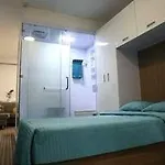 Hotel Trivelles - - Sunbridge Road