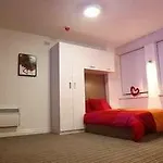 Trivelles - - Sunbridge Road Bradford (West Yorkshire)