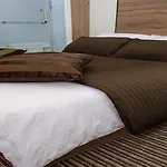 Trivelles - - Sunbridge Road Hotel 3*