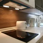 Trivelles - - Sunbridge Road Hotel