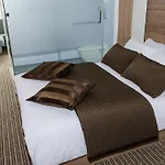Hotel Trivelles - - Sunbridge Road 3*