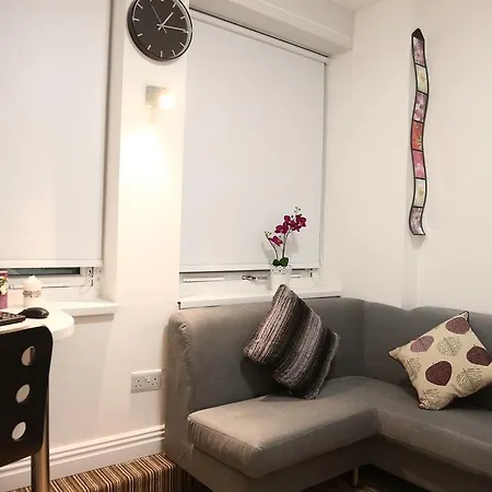 Trivelles - - Sunbridge Road Bradford (West Yorkshire)