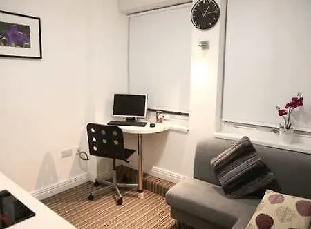 Szálloda Trivelles - - Sunbridge Road Bradford