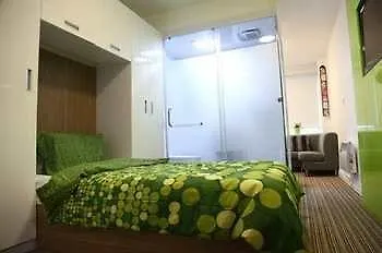 מלון Trivelles - - Sunbridge Road 3*