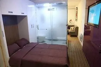 Szálloda Trivelles - Bradford - Sunbridge Road 3*