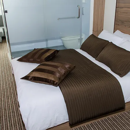 Szálloda Trivelles - Bradford - Sunbridge Road 3*