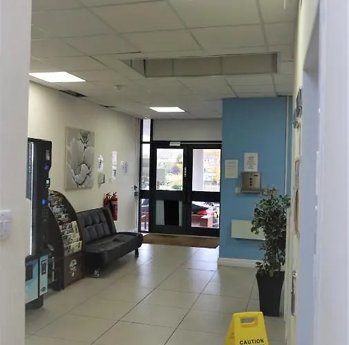 Trivelles - - Sunbridge Road