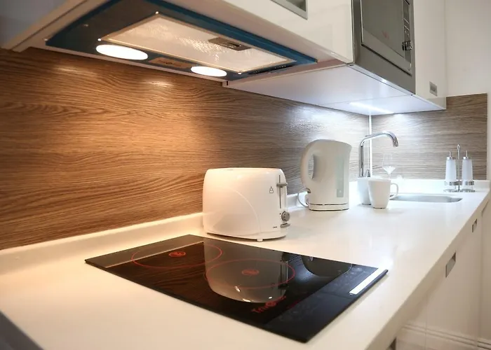 Hotel Trivelles - - Sunbridge Road